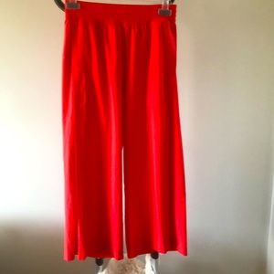 Wide leg 3/4 length pant